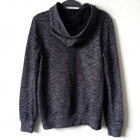 ABERCROMBIE & FITCH BOYS' GRAY BLACK PULLOVER SWEATER- HOODIE .SIZE 13/14 - Picture 2 of 13